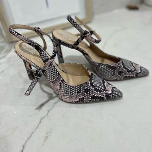 Vince Camuto Stiletto, NWT,  Size 10